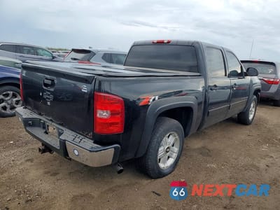 Trzecie zdjęcie samochodu z tyłu: 2007 CHEVROLET SILVERADO K1500 CREW CAB VIN:2GCEK133671657900 - miniatura