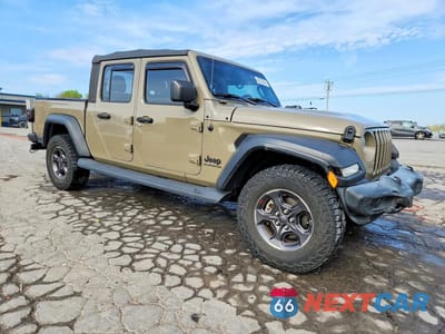 Czwarte zdjęcie samochodu z boku: 2020 JEEP GLADIATOR SPORT VIN:1C6HJTAG8LL173482 - miniatura