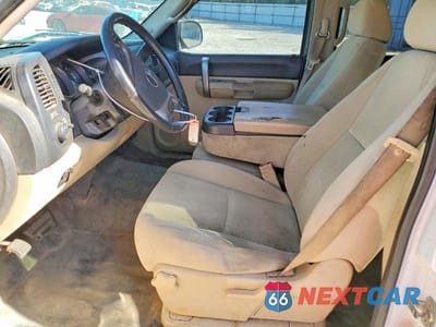 Zdjęcie 7 z 13 samochodu: 2008 GMC SIERRA K1500 VIN:2GTFK13YX81266461 - miniatura