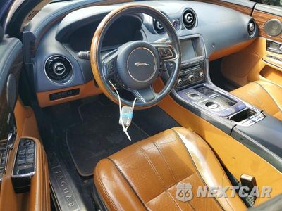 Zdjęcie 8 z 12 samochodu: 2013 JAGUAR XJL PORTFOLIO VIN:SAJWA2GB4DLV43870 - miniatura