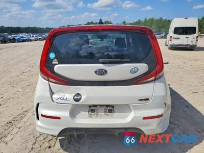 Zdjęcie 6 z 12 samochodu: 2020 KIA SOUL GT LINE VIN:KNDJ63AU2L7012832 - miniatura