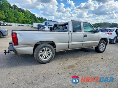 Trzecie zdjęcie samochodu z tyłu: 2004 GMC NEW SIERRA C1500 VIN:2GTEC19V541222870 - miniatura