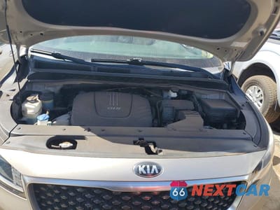 Zdjęcie 12 z 13 samochodu: 2016 KIA SEDONA LX VIN:KNDMB5C16G6121538 - miniatura