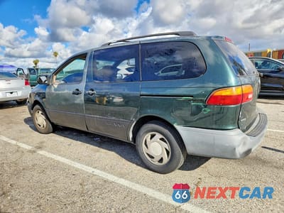 Drugie zdjęcie samochodu z przodu: 2000 TOYOTA SIENNA LE VIN:4T3ZF13C6YU263103 - miniatura