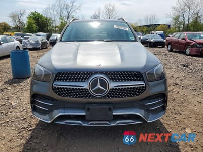 Piąte zdjęcie samochodu w środku: 2021 MERCEDES-BENZ GLE 350 4MATIC VIN:4JGFB4KB1MA466705 - miniatura