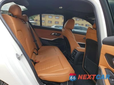 Zdjęcie 10 z 13 samochodu: 2021 BMW 330E VIN:3MW5P7J00M8B89427 - miniatura