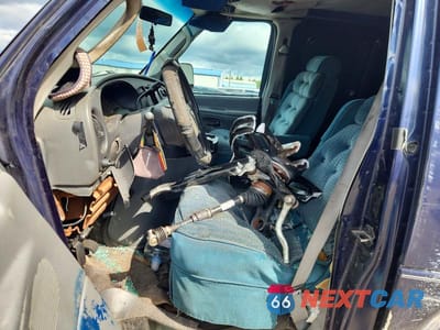 Zdjęcie 7 z 12 samochodu: 1996 FORD ECONOLINE E250 VAN VIN:1FTFE24Y1THA12736 - miniatura