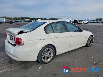 Trzecie zdjęcie samochodu z tyłu: 2008 BMW 328 I VIN:WBAVA37518NL43854 - miniatura