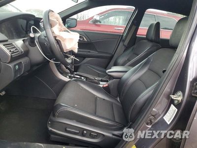 Zdjęcie 7 z 13 samochodu: 2016 HONDA ACCORD SPORT VIN:1HGCR2F57GA142899 - miniatura