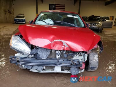 Piąte zdjęcie samochodu w środku: 2013 NISSAN SENTRA S VIN:3N1AB7AP8DL652721 - miniatura