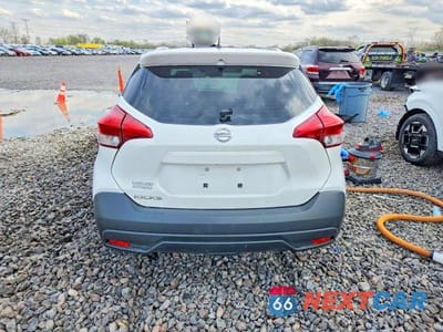 Zdjęcie 6 z 12 samochodu: 2019 NISSAN KICKS S VIN:3N1CP5CU2KL471158 - miniatura