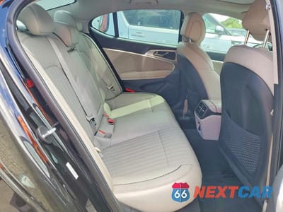 Zdjęcie 10 z 12 samochodu: 2019 GENESIS G70 2.0T ADVANCED VIN:KMTG34LA9KU037580 - miniatura