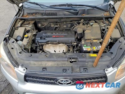 Zdjęcie 11 z 13 samochodu: 2006 TOYOTA RAV4 SPORT VIN:JTMBD32V165002276 - miniatura