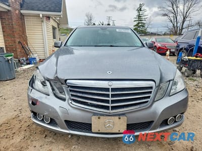 Piąte zdjęcie samochodu w środku: 2010 MERCEDES-BENZ E 350 4MATIC VIN:WDDHF8HB5AA165730 - miniatura