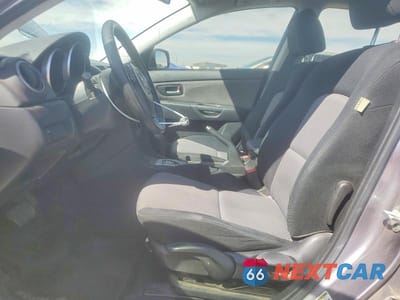Zdjęcie 7 z 12 samochodu: 2006 MAZDA 3 I VIN:JM1BK32F561409166 - miniatura