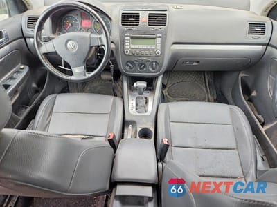 Zdjęcie 8 z 12 samochodu: 2008 VOLKSWAGEN JETTA SE VIN:3VWRM71K38M163011 - miniatura
