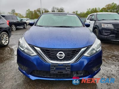 Piąte zdjęcie samochodu w środku: 2019 NISSAN SENTRA SV VIN:3N1AB7AP6KY322141 - miniatura