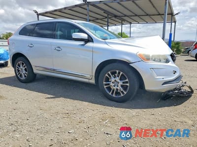 Czwarte zdjęcie samochodu z boku: 2014 VOLVO XC60 3.2 VIN:YV4940DL2E2517034 - miniatura