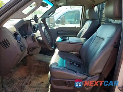 Zdjęcie 7 z 12 samochodu: 2013 FORD F350 SUPER DUTY VIN:1FDRF3G63DEA10057 - miniatura