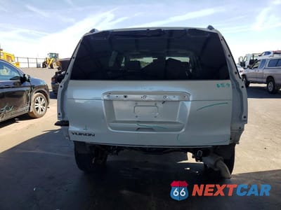 Zdjęcie 6 z 14 samochodu: 2017 GMC YUKON DENALI VIN:1GKS2CKJ5HR195437 - miniatura