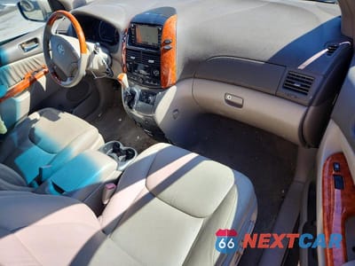 Zdjęcie 8 z 13 samochodu: 2010 TOYOTA SIENNA XLE LIMITED VIN:5TDYK4CC5AS291345 - miniatura