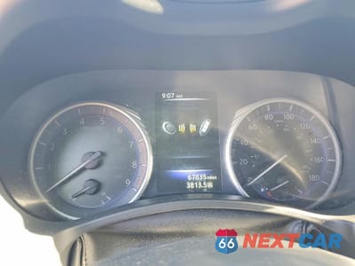 Zdjęcie 9 z 13 samochodu: 2017 INFINITI Q60 3.0T PREMIUM VIN:JN1EV7EK8HM363132 - miniatura