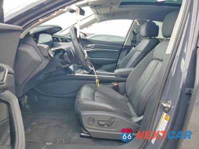 Zdjęcie 7 z 13 samochodu: 2024 AUDI Q8 E-TRON PREMIUM VIN:WA14AAGE9RB061140 - miniatura