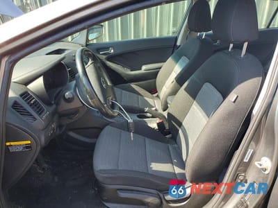 Zdjęcie 7 z 12 samochodu: 2014 KIA FORTE5 VIN:KNAFX5A81E5165280 - miniatura