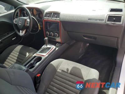 Zdjęcie 8 z 12 samochodu: 2013 DODGE CHALLENGER SXT VIN:2C3CDYAG4DH693821 - miniatura