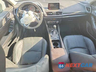 Zdjęcie 8 z 12 samochodu: 2018 MAZDA 3 GRAND TOURING VIN:3MZBN1W39JM205328 - miniatura