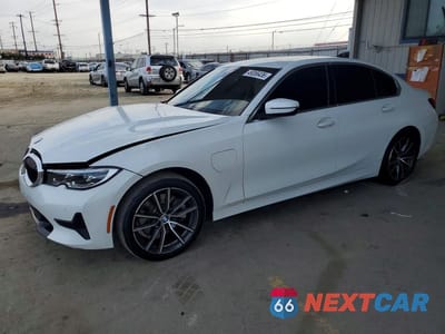 2021 BMW 330E 3MW5P7J06M8B56027 - główne zdjęcie licytacji z USA - miniatura