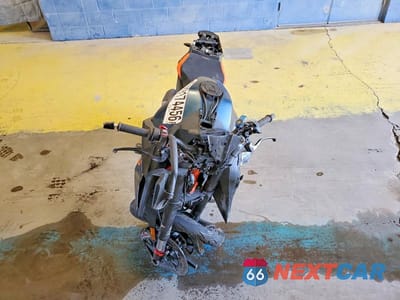 Piąte zdjęcie samochodu w środku: 2020 KTM 1290 SUPER DUKE R VIN:VBKV39403LM925654 - miniatura
