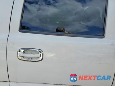 Zdjęcie 10 z 12 samochodu: 2003 GMC YUKON XL DENALI VIN:1GKFK66U83J281632 - miniatura
