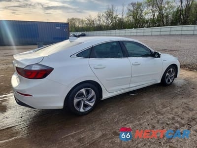 Trzecie zdjęcie samochodu z tyłu: 2019 HONDA INSIGHT EX VIN:19XZE4F59KE026982 - miniatura