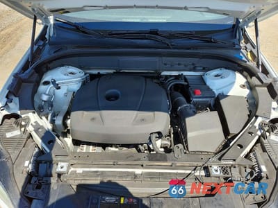 Zdjęcie 12 z 14 samochodu: 2021 VOLVO XC60 T5 R-DESIGN VIN:YV4102RM0M1864243 - miniatura