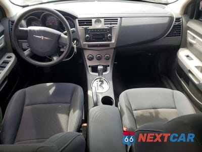 Zdjęcie 8 z 12 samochodu: 2010 CHRYSLER SEBRING TOURING VIN:1C3CC4FB4AN105511 - miniatura