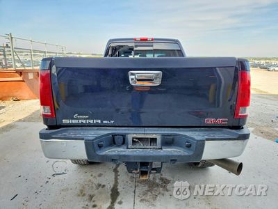 Zdjęcie 6 z 12 samochodu: 2011 GMC SIERRA K2500 SLT VIN:1GT121C87BF265424 - miniatura