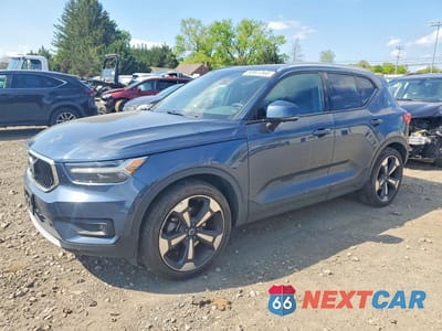 2022 VOLVO XC40 T5 MOMENTUM YV4162UK0N2739145 - główne zdjęcie licytacji z USA - miniatura