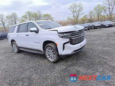 Trzecie zdjęcie samochodu z tyłu: 2024 CHEVROLET SUBURBAN K1500 PREMIER VIN:1GNSKFKL1RR308842 - miniatura