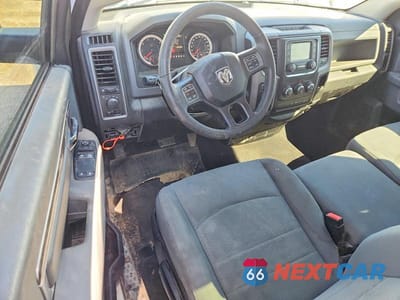 Zdjęcie 8 z 12 samochodu: 2016 RAM 1500 ST VIN:3C6JR7DT0GG202101 - miniatura