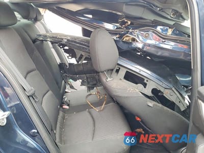 Zdjęcie 10 z 11 samochodu: 2016 MAZDA 3 TOURING VIN:3MZBM1V7XGM271001 - miniatura