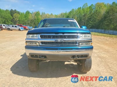 Piąte zdjęcie samochodu w środku: 2000 CHEVROLET SILVERADO K1500 VIN:2GCEK19TXY1274325 - miniatura