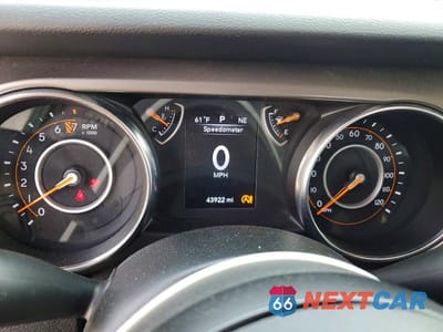 Zdjęcie 9 z 13 samochodu: 2020 JEEP WRANGLER UNLIMITED SPORT VIN:1C4HJXDG7LW250322 - miniatura