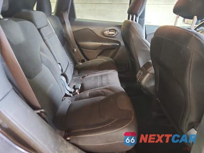Zdjęcie 11 z 14 samochodu: 2015 JEEP CHEROKEE LATITUDE VIN:1C4PJMCS3FW565445 - miniatura