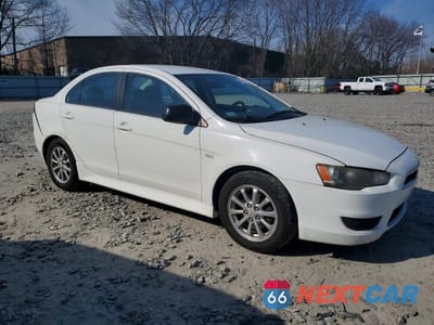 Czwarte zdjęcie samochodu z boku: 2011 MITSUBISHI LANCER ES VIN:JA32U2FU2BU001079 - miniatura