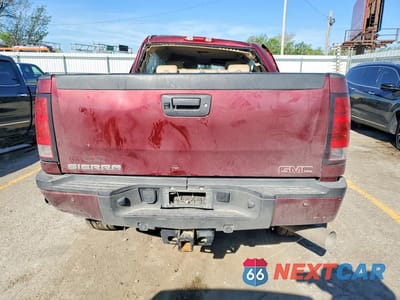 Zdjęcie 6 z 12 samochodu: 2013 GMC SIERRA K2500 DENALI VIN:1GT125E84DF211280 - miniatura