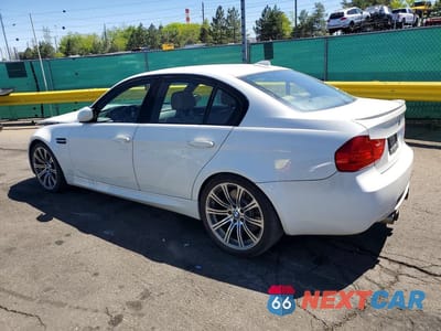Drugie zdjęcie samochodu z przodu: 2011 BMW M3 VIN:WBSPM9C50BE203354 - miniatura
