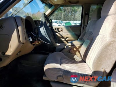Zdjęcie 7 z 13 samochodu: 2001 CHEVROLET S TRUCK S10 VIN:1GCDT19W818148020 - miniatura