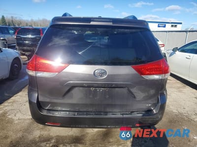 Zdjęcie 6 z 13 samochodu: 2012 TOYOTA SIENNA LE VIN:5TDKK3DC0CS220961 - miniatura