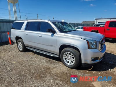 Czwarte zdjęcie samochodu z boku: 2020 GMC YUKON XL K1500 SLT VIN:1GKS2GKC7LR154843 - miniatura